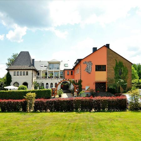 Gaestehaus Wein Im Turm Longuich Dış mekan fotoğraf